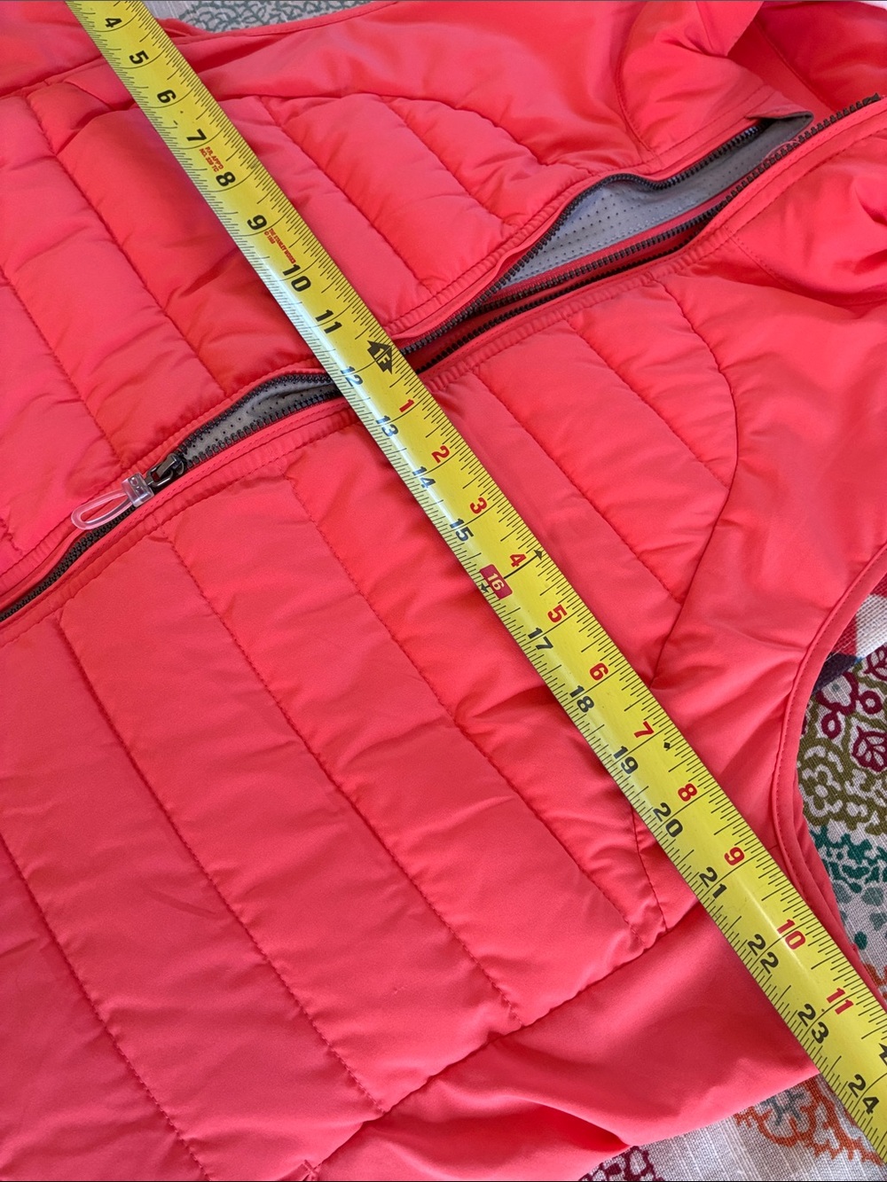Tangerine Size XXL Quilted Puffer Vest in Vibrant Orange-Red - Picture 9 of 12